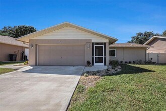 Building Photo - 3058 Hidden Hills Dr