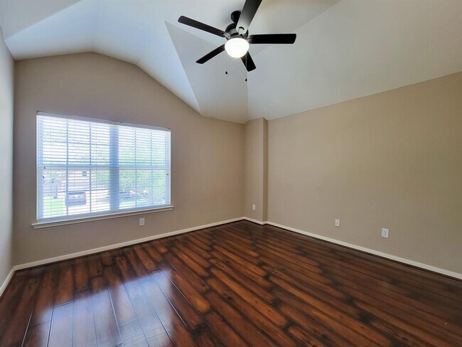 Foto del edificio - 20931 Flower Croft Ct