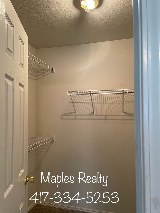 Foto del edificio - 3 Bedroom, 2 1/2 Bathroom Patio Home in Woodland Estates