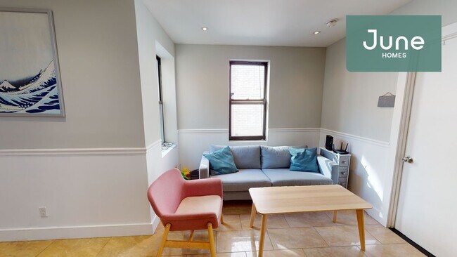 Foto del edificio - ROOM ONLY in 4-bed/2.0-bath Home