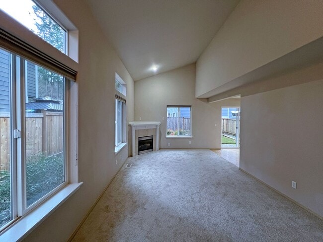 Building Photo - 3 Bedroom  2 Bath Home in Desirable Maple Valley