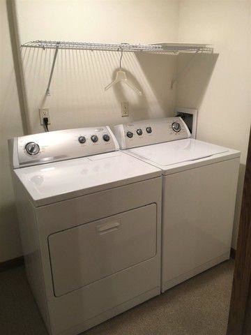 Foto del edificio - 2327 Liberty Ln