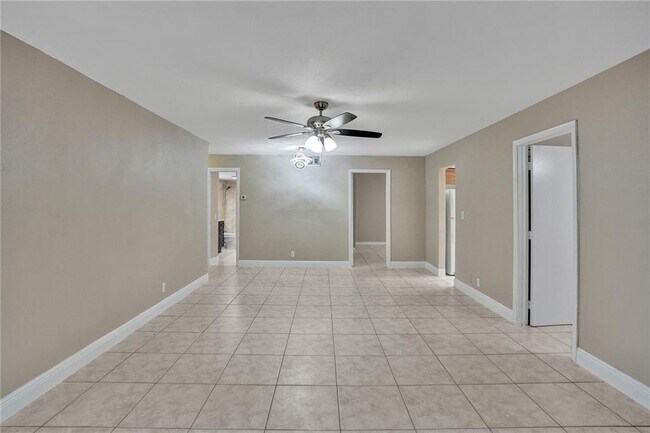 Foto del edificio - 7101 W Sunrise Blvd