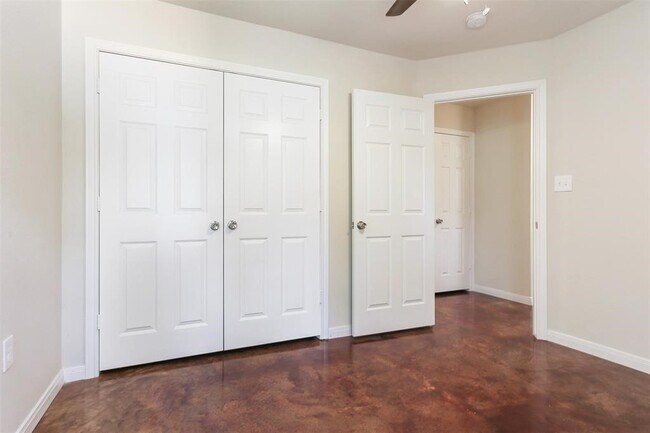 Foto del edificio - 5610 Highline Dr