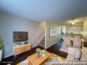 Foto del edificio - 3243 Nacogdoches Rd