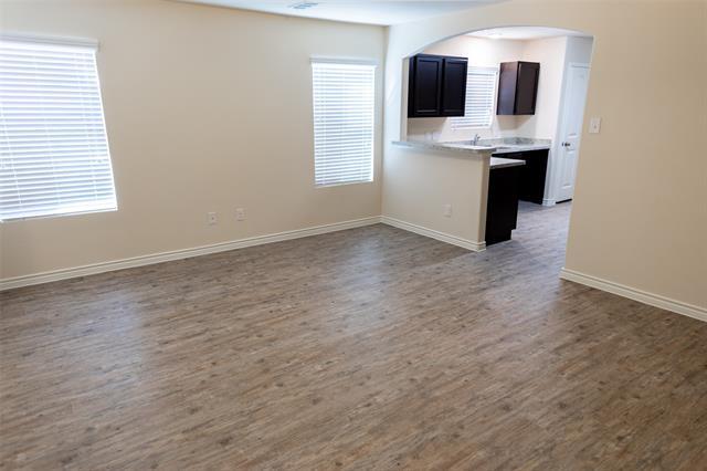 Foto del edificio - 1701 Swallow Dr