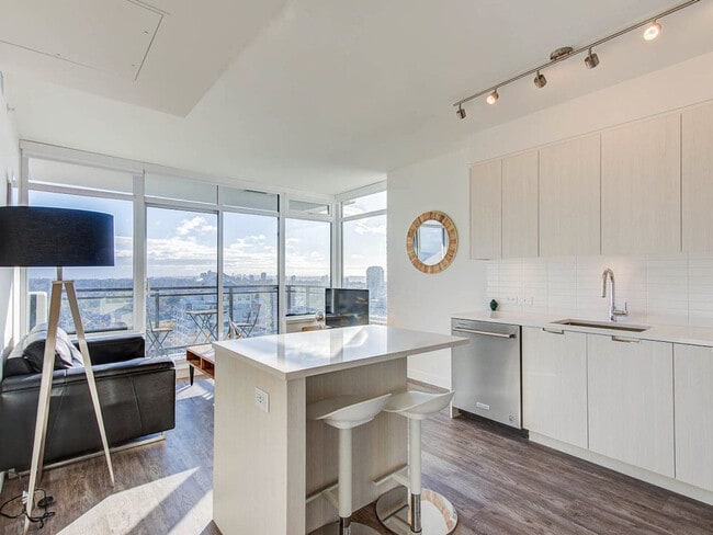 Building Photo - 4733 Hazel St