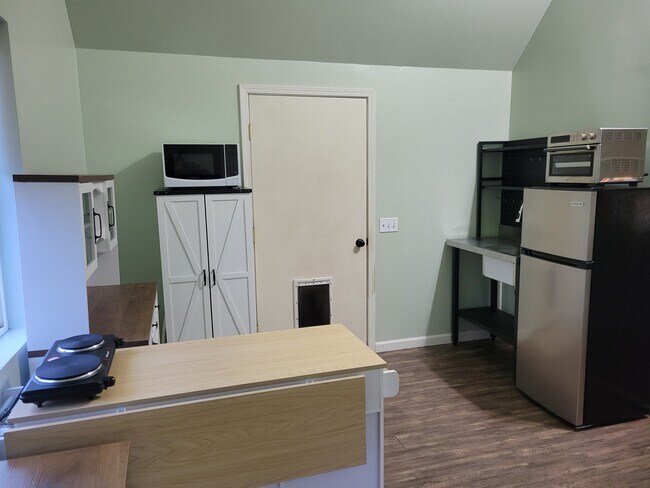 Foto del edificio - 26801 Columbia Way