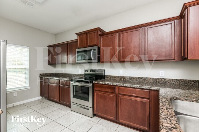 Foto del edificio - 6324 Trinity Creek Dr