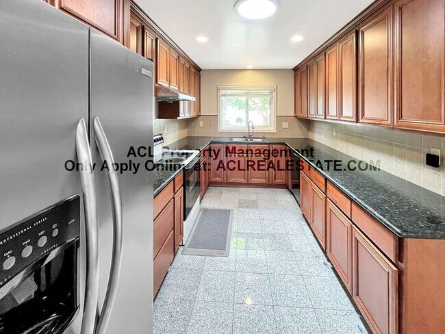 Foto del edificio - Bright 3-Bed, 2-Bath Hayward Hills Home wi...