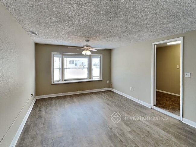 Building Photo - 8003 Winston Ln