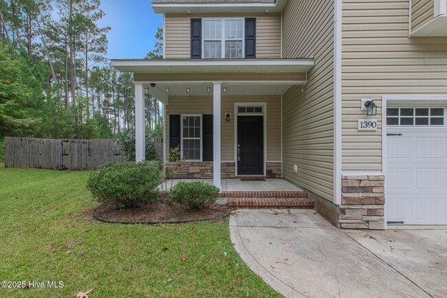 Building Photo - 1390 Gould Rd