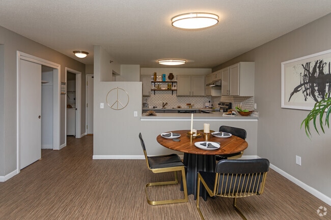 2BR, 2BA, Model - 1,104 SF - Arrive Eden Prairie