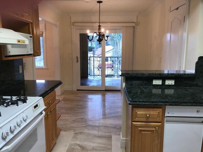 Foto del edificio - 1499 Oak Grove Ave