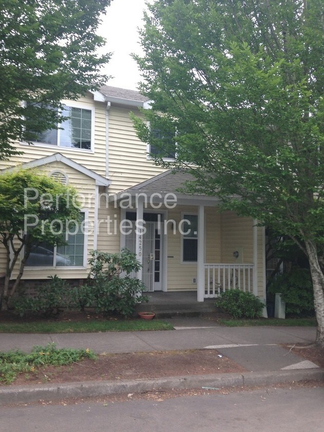 14250 SE Princeton Village Way, Clackamas, OR 97015 House Rental in
