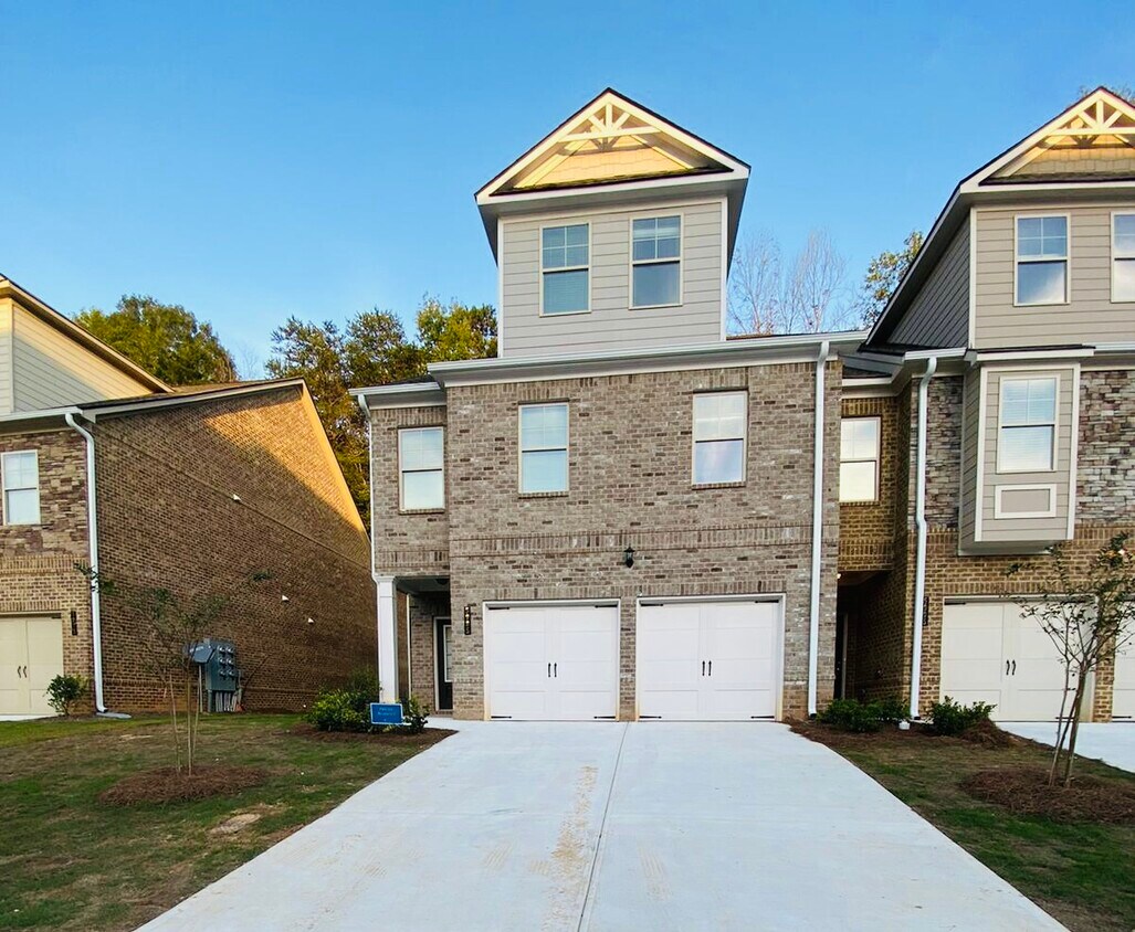 Primary Photo - 5985 Arbor Knoll Plz