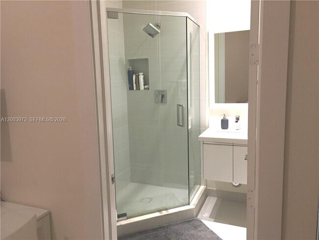 Foto del edificio - 6416 NW 104th Path