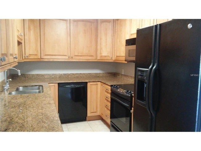 Foto del edificio - 3211 W Swann Ave