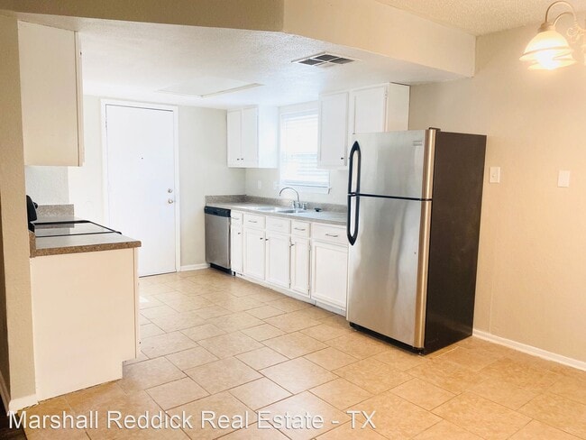 Building Photo - 3 br, 2 bath House - 14103 Flairwood Street