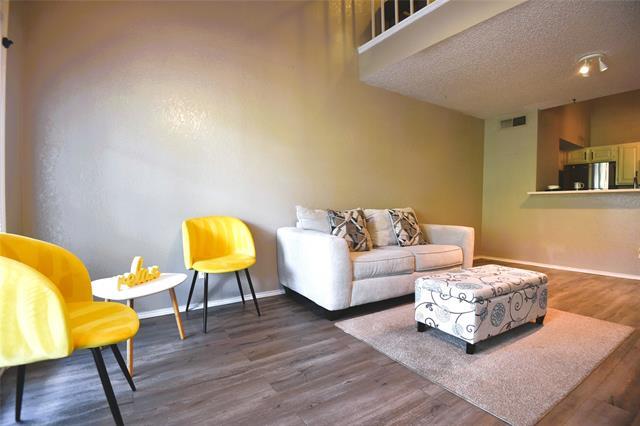 Foto del edificio - 13215 Emily Rd