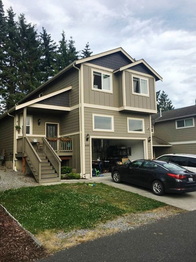 Building Photo - 4149 Stonecrest Ln