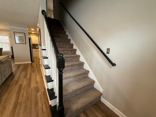 Foto del edificio - 2317 Kissing Tree Ln SE