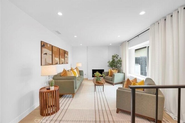 Foto del edificio - 1768 Henderson Ct