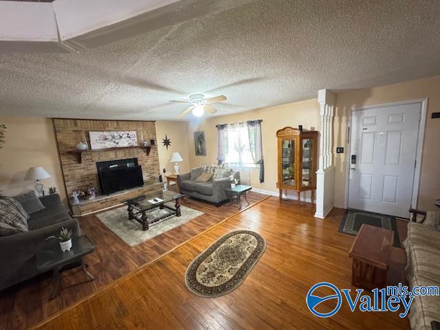 Foto del edificio - 3905 Mccalley Pl