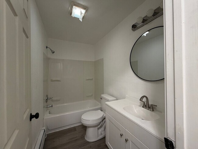 Foto del edificio - 138 N Klevin St