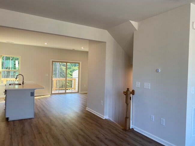 Building Photo - 742 Channing Park Cir