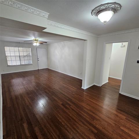 Foto del edificio - 5818 E University Blvd