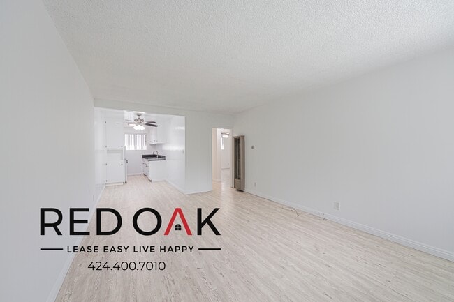 Foto del edificio - 12737 Moorpark St