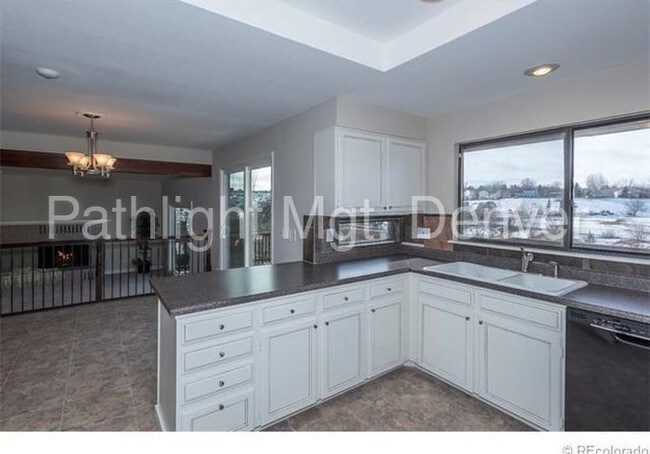 Foto del edificio - 520 Fox Hunt Cir