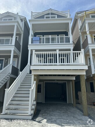 Building Photo - 55 Sampson Ave
