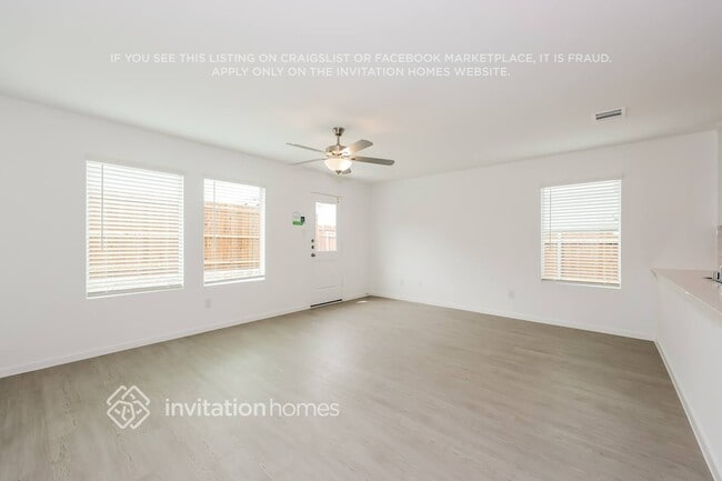 Foto del edificio - 2712 Harwell Dr