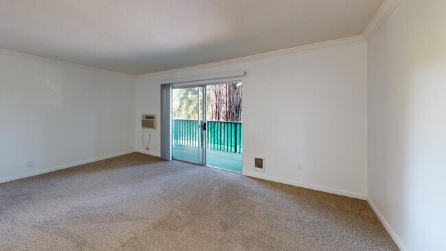 Foto del edificio - 475 Ignacio Blvd