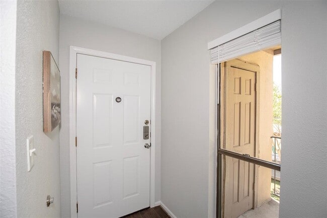 Building Photo - 3300 Pebblebrook Dr