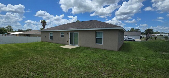 Foto del edificio - 2228 SW 156th Loop