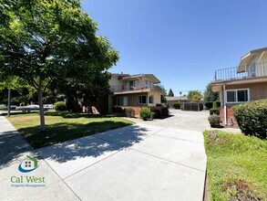Building Photo - 301 Dunster Dr