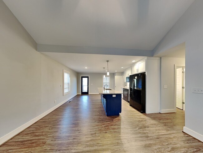 Foto del edificio - 5465 Red Valley Rd