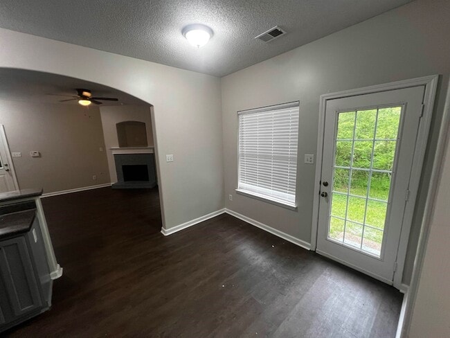 Building Photo - 1017 Cordova Ridge Pl