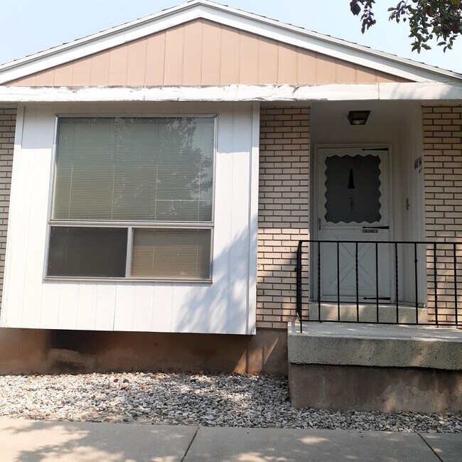 Building Photo - 4034 S 895 E