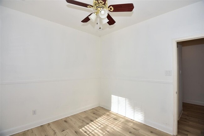 Foto del edificio - 1503 Natural Bridge Ln