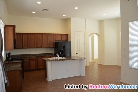 Building Photo - 12846 N 152nd Ave