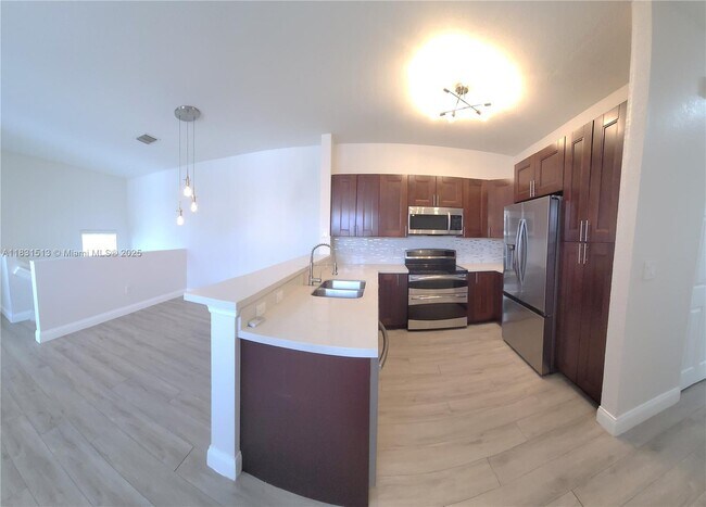 Foto del edificio - 4253 SW 132nd Wy