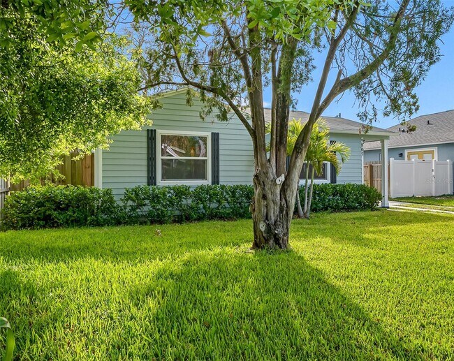 Foto del edificio - 5805 N Miami Pl