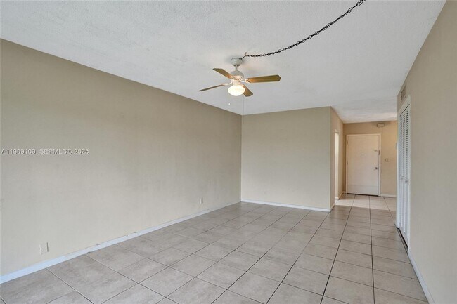 Foto del edificio - 4731 NW 10th Ct