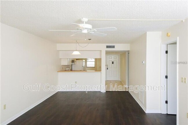 Foto del edificio - 437 Cerromar Ln