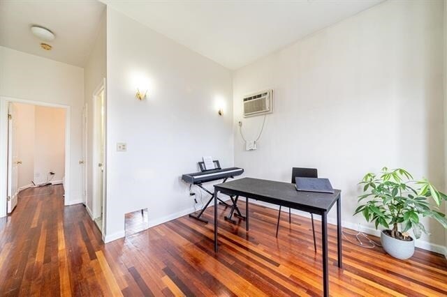 Foto del edificio - 100 Palisade Ave