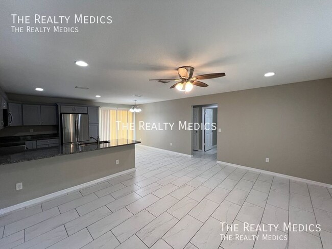 Building Photo - 461 Malauka Loop